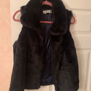 Faux fur navy vest